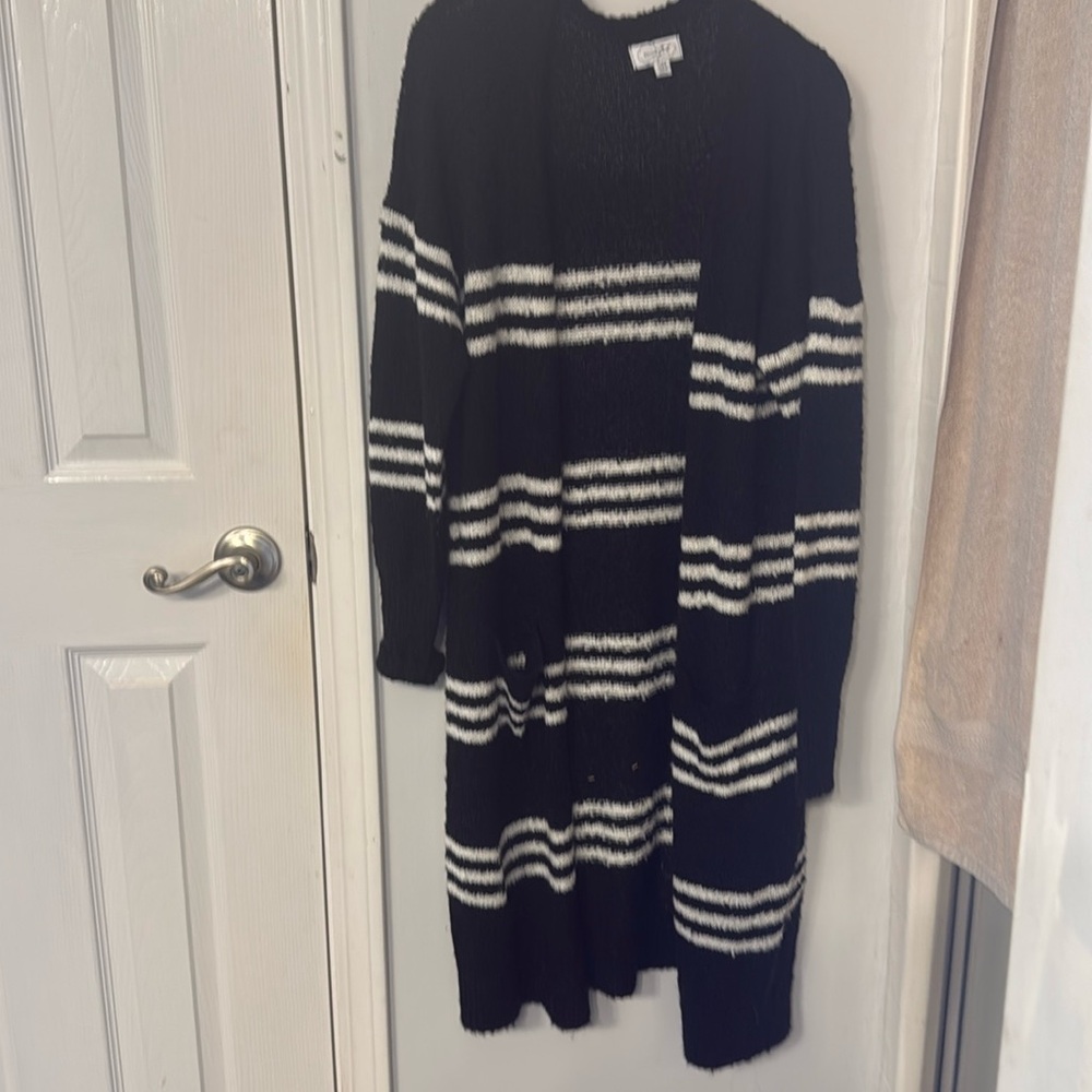 Black and white cardigan Sz S/M. Mud Pie
